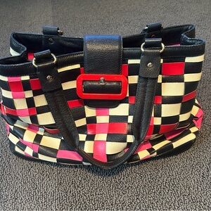 Stylish Checkered Tote Bag - Black, Red, Cream